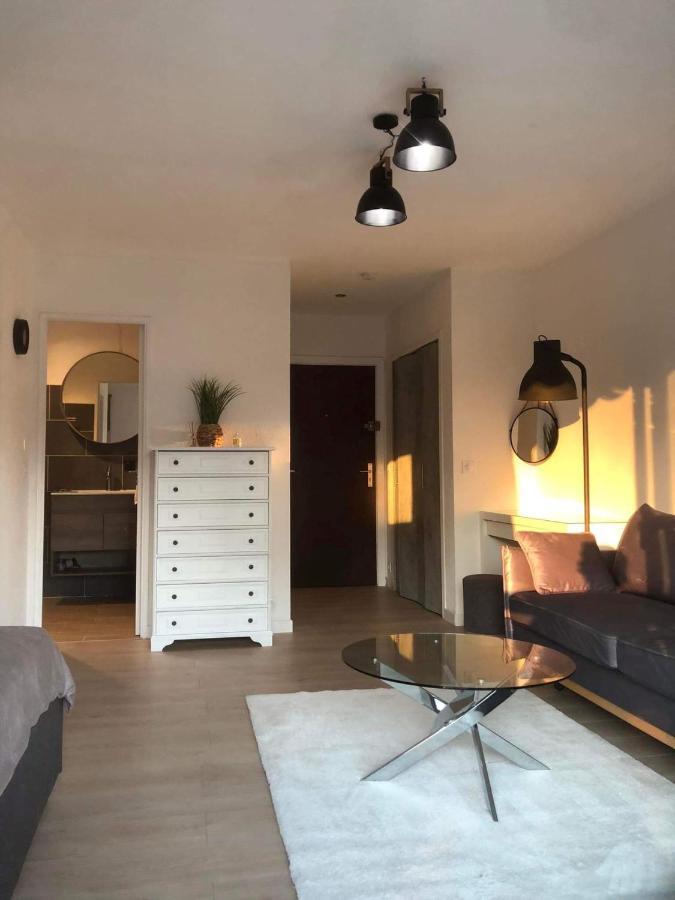 Cozy Studio Apartment In Cannes - Ac-Self Check-In Buitenkant foto